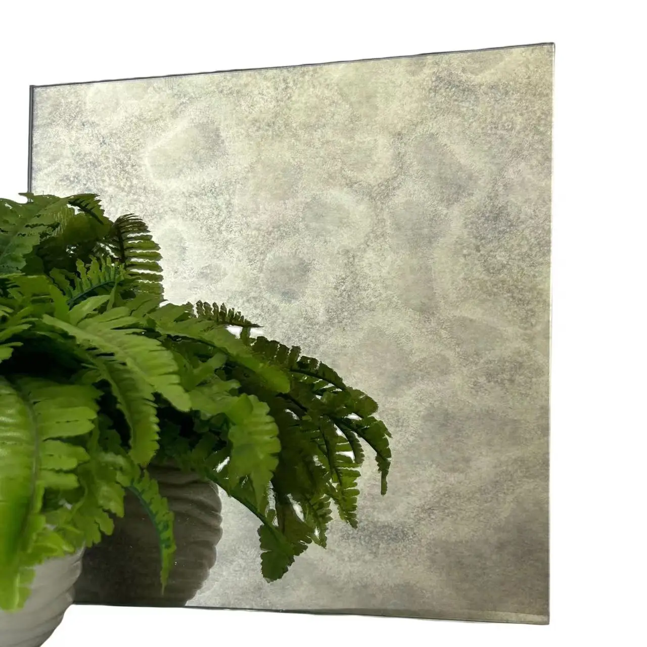 China Manufacture High Quality Flat Sheet Mirror Tiles Unique Design Style Art Wall Furniture Decorative Antique Mirror Glass