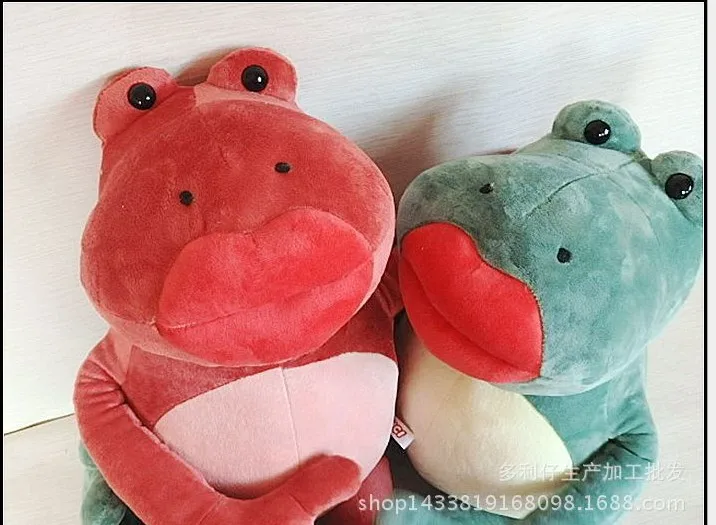 Wholesale Flaming Red Lips Couple Frog Claw Machine Plush Toy Dolls Unisex Polyester Mesh Lining PP Cotton Stress Relief Filling