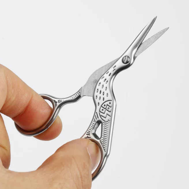 Stainless Steel Mini Makeup Beauty Scissors Cuticle Eyebrow Trimming Eyelash Extension