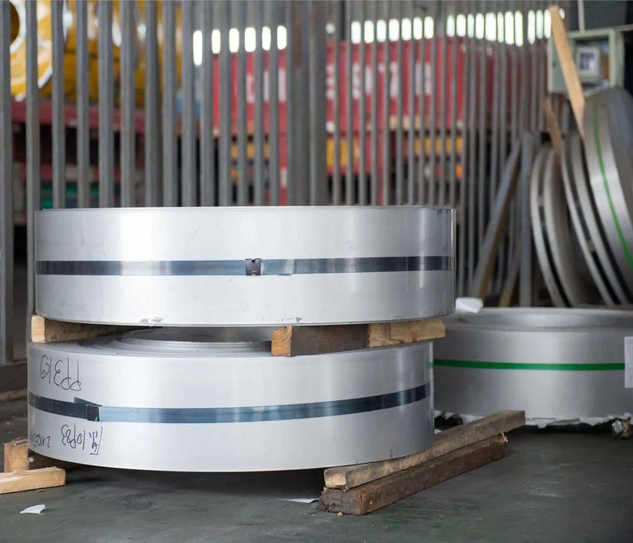 1.4301 Ss Strips 0.8mm 0.7mm Cold Rolled Finish 202 2507 302 303 Slit Edge ISO Stainless Steel Strip