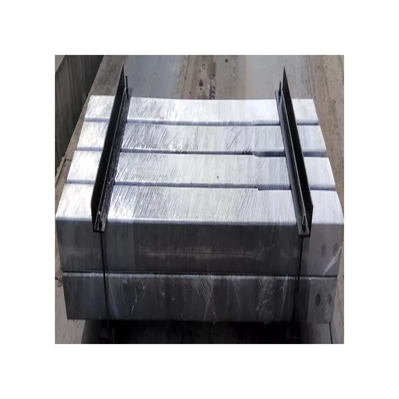 High conductivity and efficient transmission of current Cathode materials 70mm* 180mm*/120mm*245mm/180mm*240mm