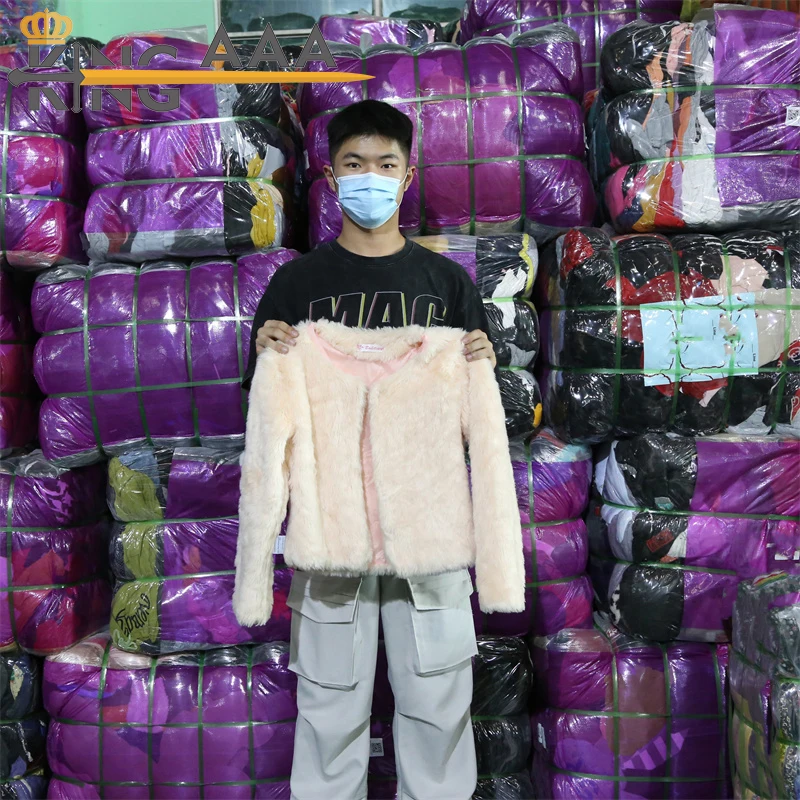 Winter Clothes ladies second artificial wool Used Clothing women sweater
