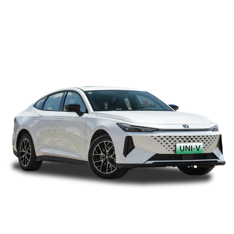 Spot Changan Uni-V EV автомобильный подключаемый Гибридный электромобиль 5 мест Подержанный автомобиль мини авто 136 км Новая Энергия Новый б/у розничная продажа оптом
