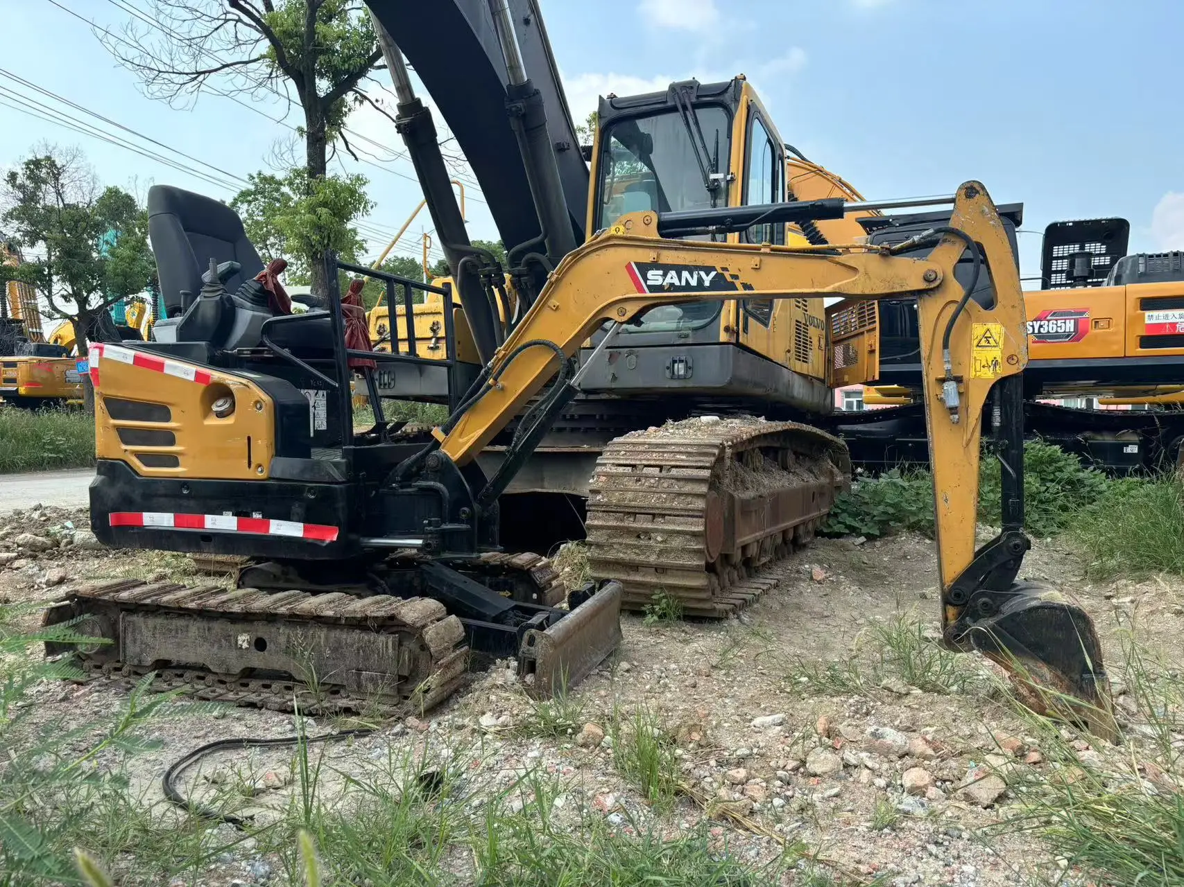 90% new configuration Komatsu 3 tons excavator 2 tons 1.5 tons used excavator