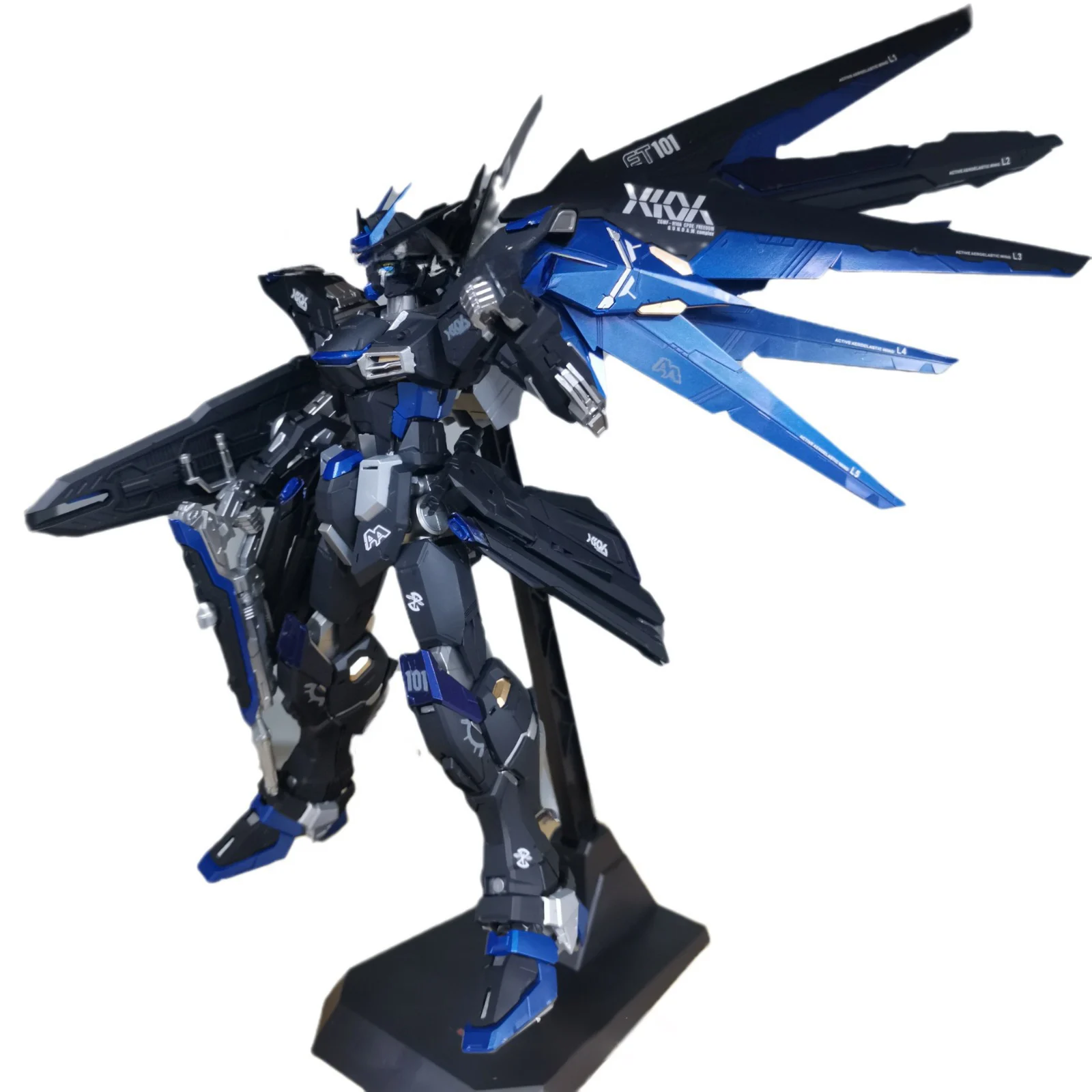 2024 model MG 1/100 free 2.0 plate spray black phoenix limited color changing shadow free assembly  hand toy gift