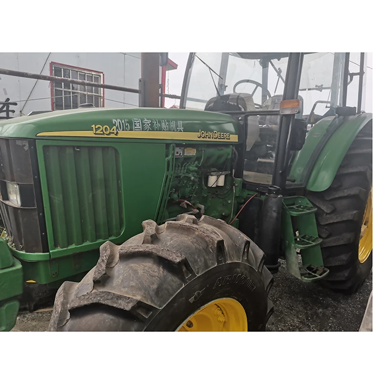 Продается б/у трактор JD 1204