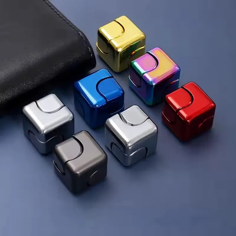 Metal EDC Cool Desk Gadgets Anti-Anxiety Focusing Fidget Toys Desktop ADHD Stress Relieve Toys Fidget Spinner Toys Cube