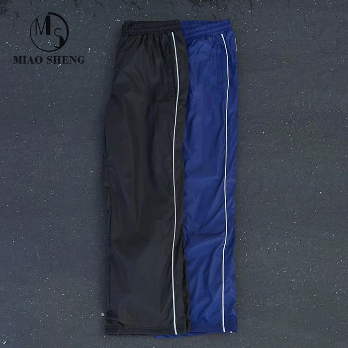 Custom Lightweight Nylon Sports Pants Men Custom Piping Design Solid Color Plain Track Pants
