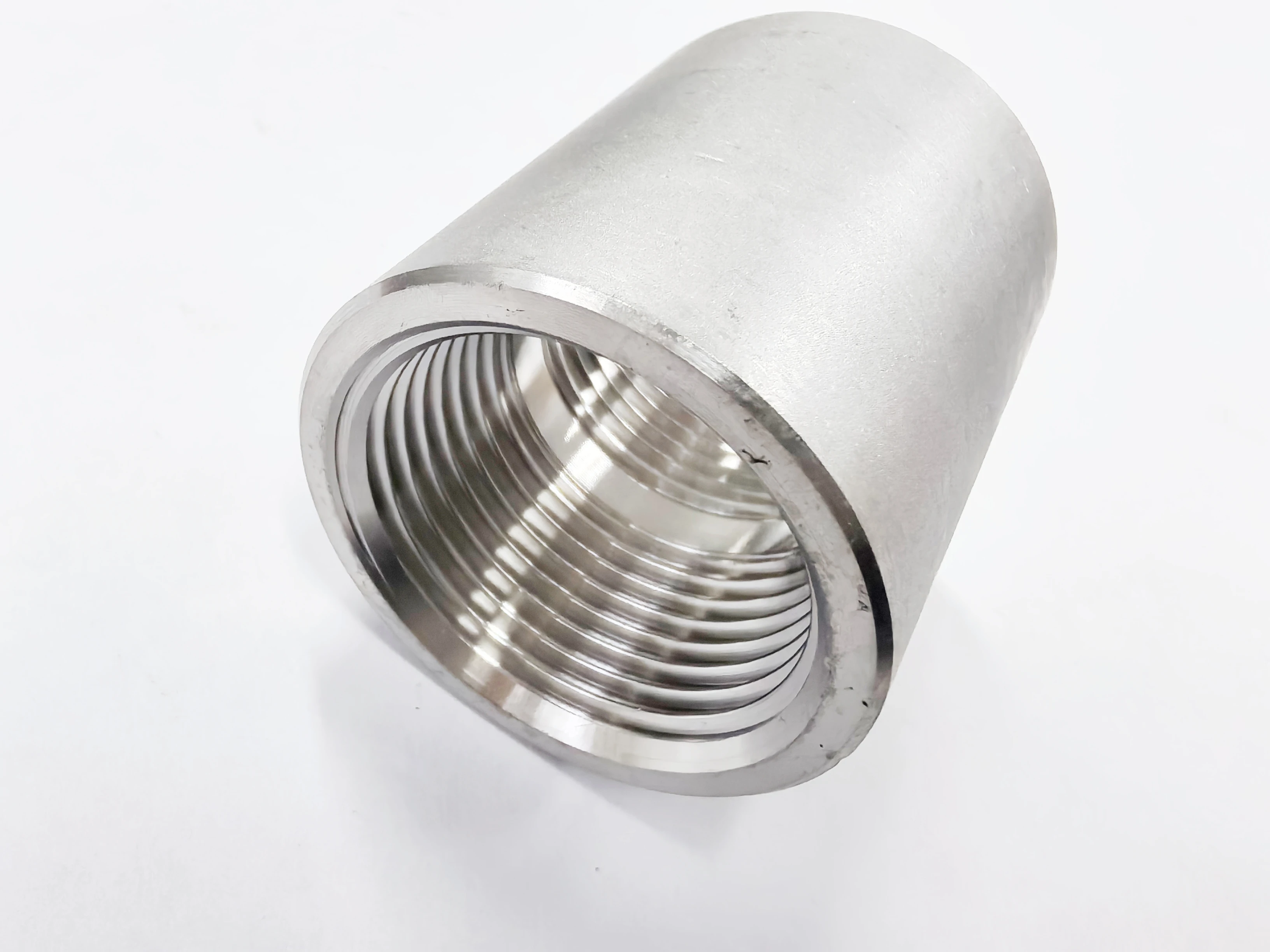 High Quality 1/8 1/4 3/8 1/2 Stainless Steel SS304 316 Socket garden Water Tube Pipe Fittings female NPT Thread coupling