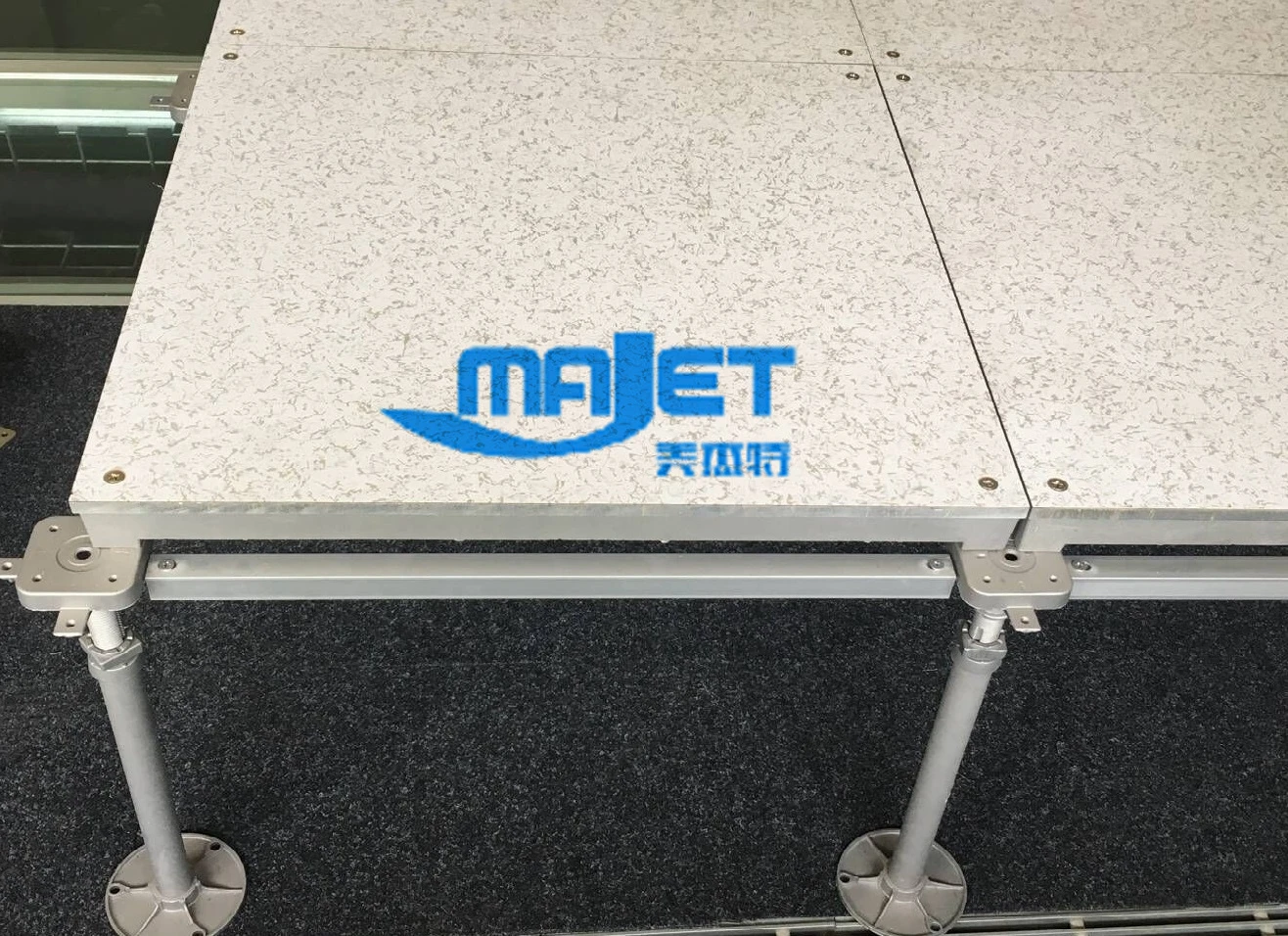 60x60 Aluminum Perforated Panel System with air flow panels clean room data centre  electronics ESD vinyl tiles