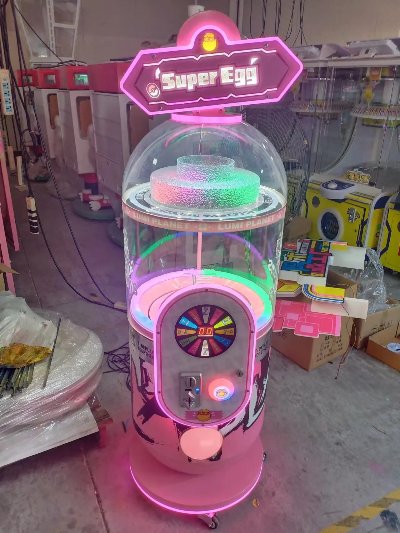 Высококачественная мини-крановая машина с монетоприемником Gacha/Gashapon Ball Игрушечная модель жетон
