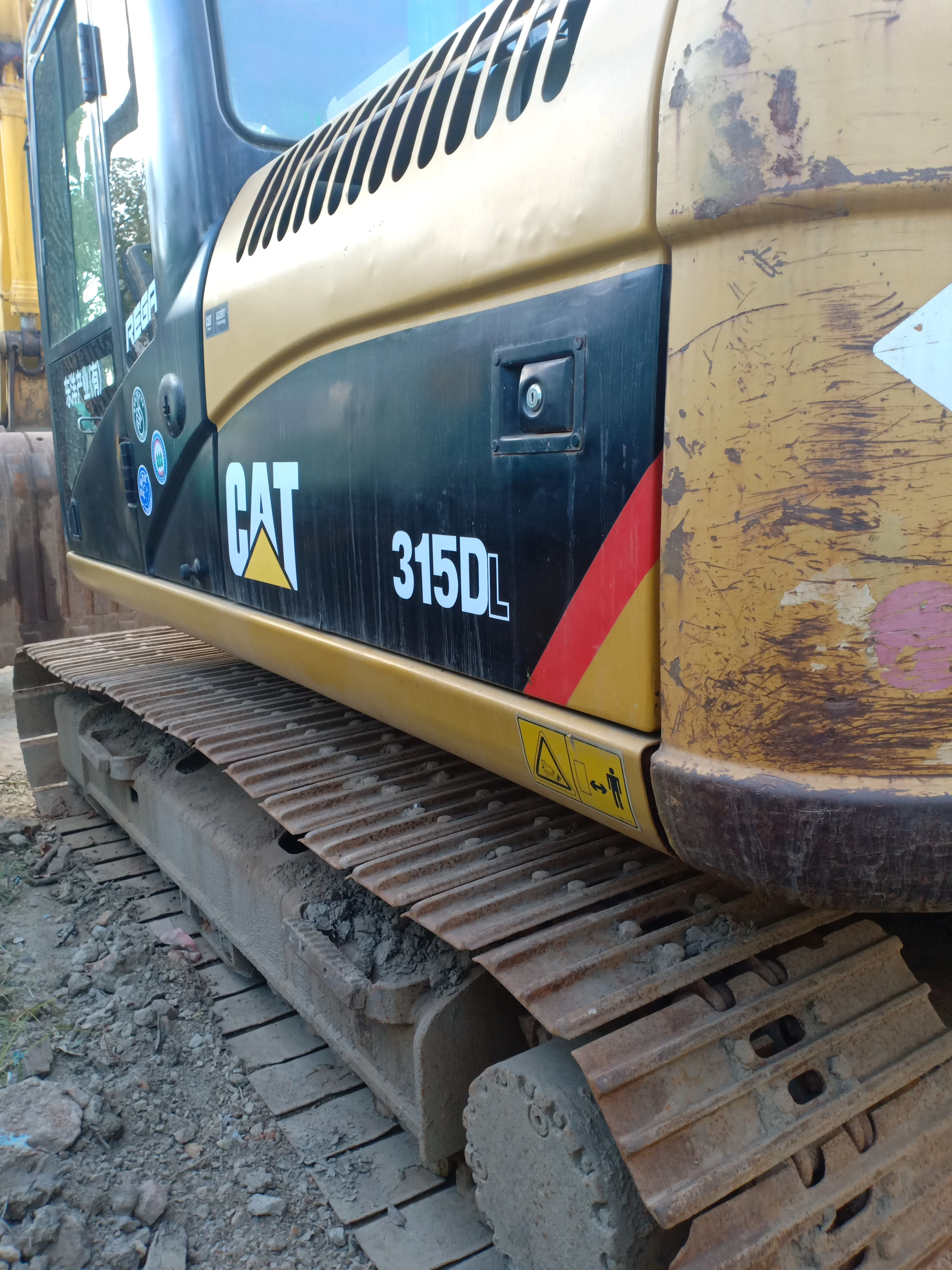 Low price and high quality Excellent second hand cat 315 excavator original Japan in Shanghai