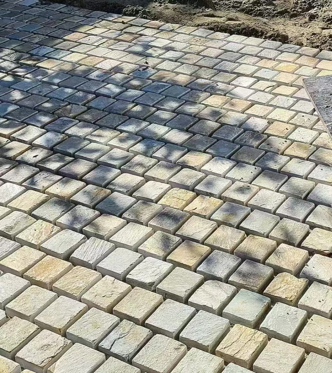 Квартаитовая дорожка для патио