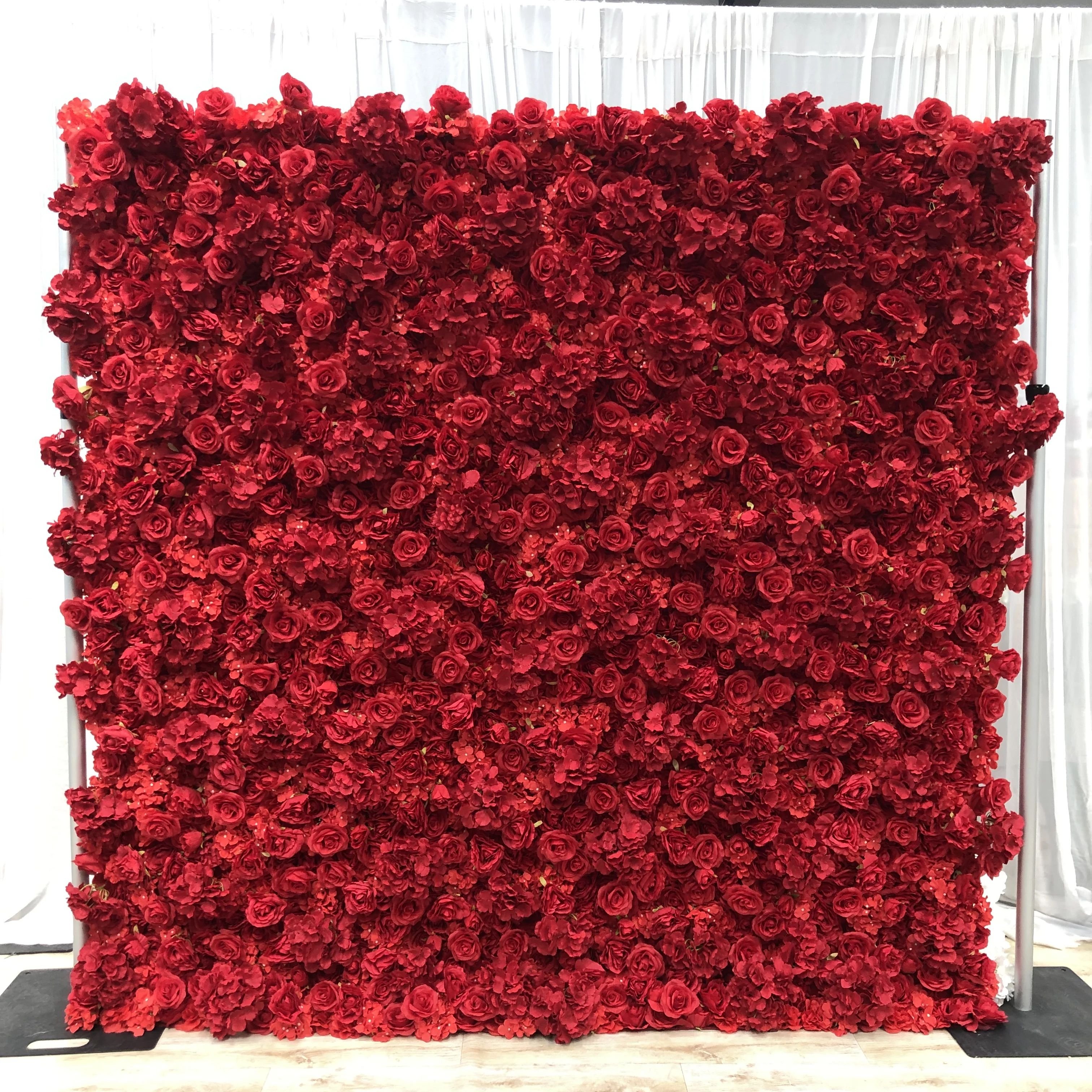 customized size and design whole sale price fabric roll up new red rose flower and green flower wall wedding backdrop