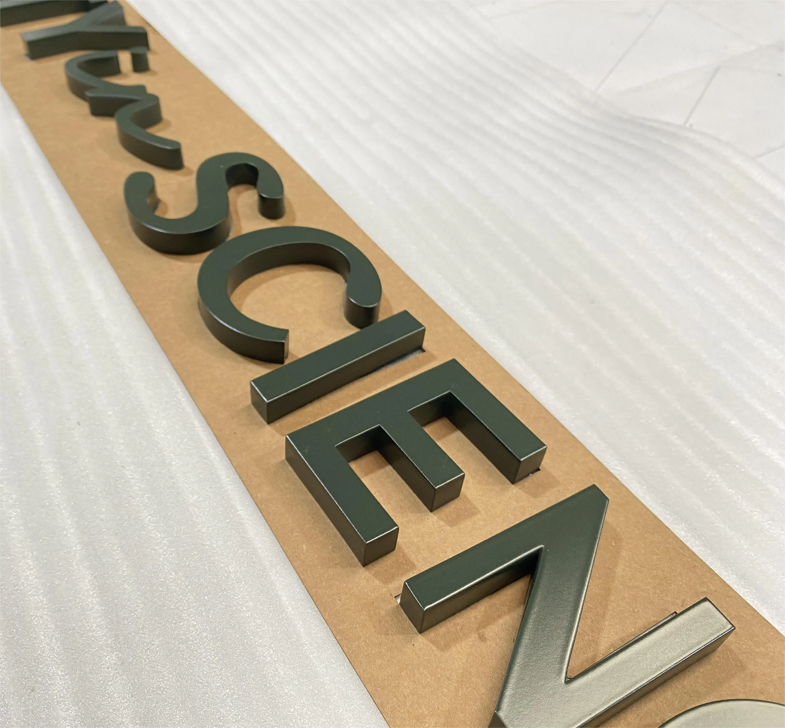 Customized 3D Logo Wall Sign Business Advertising Light Box for Brand Shop Company Restaurant Stainless Steel Metal 3D Logo Sign