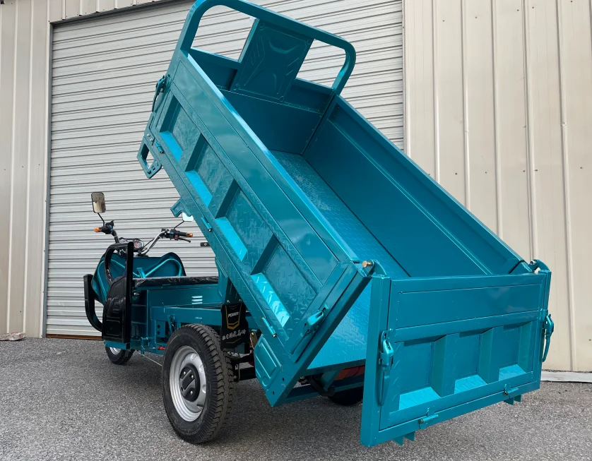 Powerful Electric Three Wheeler Scooter Auto Dumping System Tricycle With Strong Loading Carrying Capacity