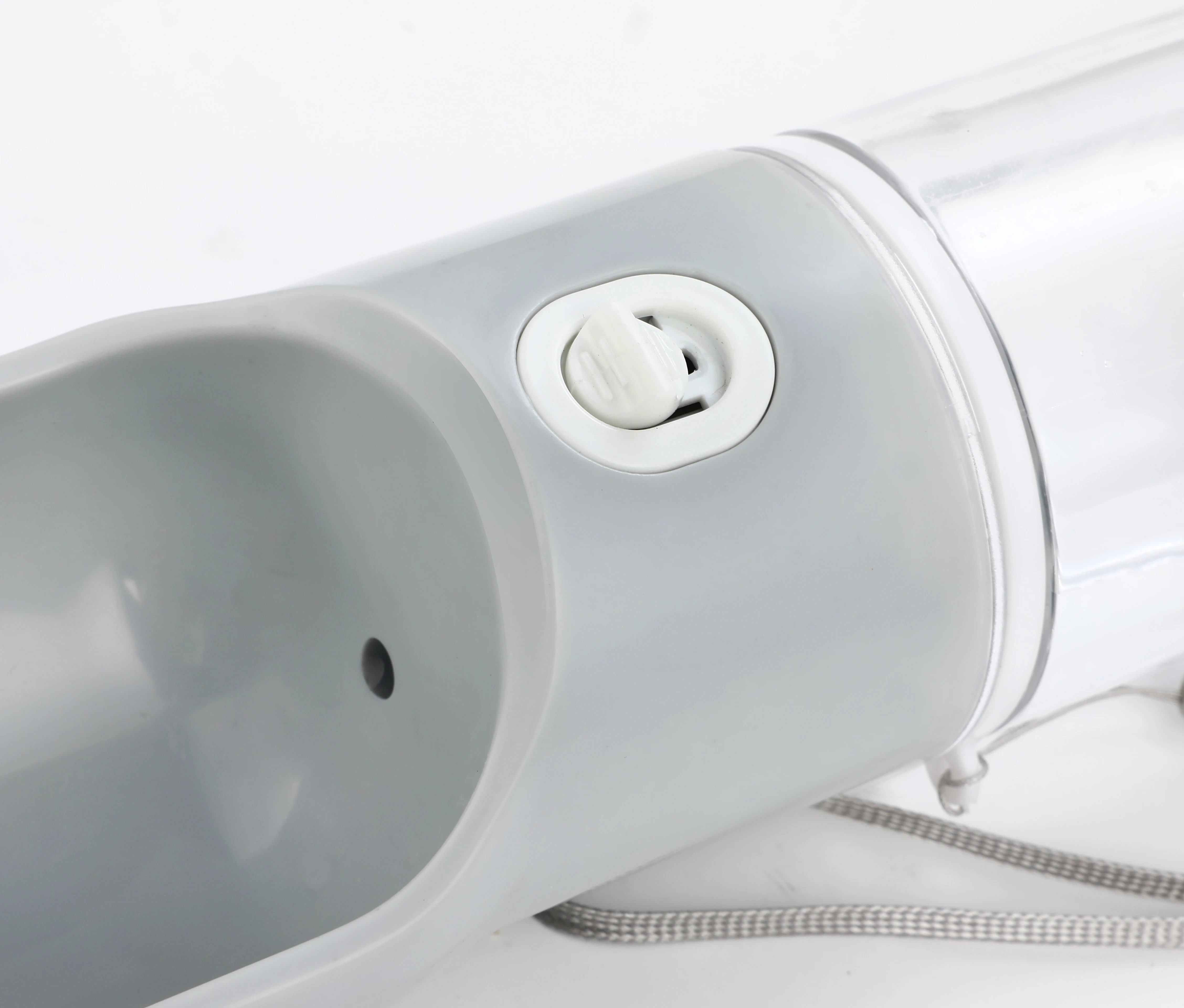 Новый дизайн, аксессуары для домашних животных, портативная бутылка для воды для собак и кошек с чашкой для еды