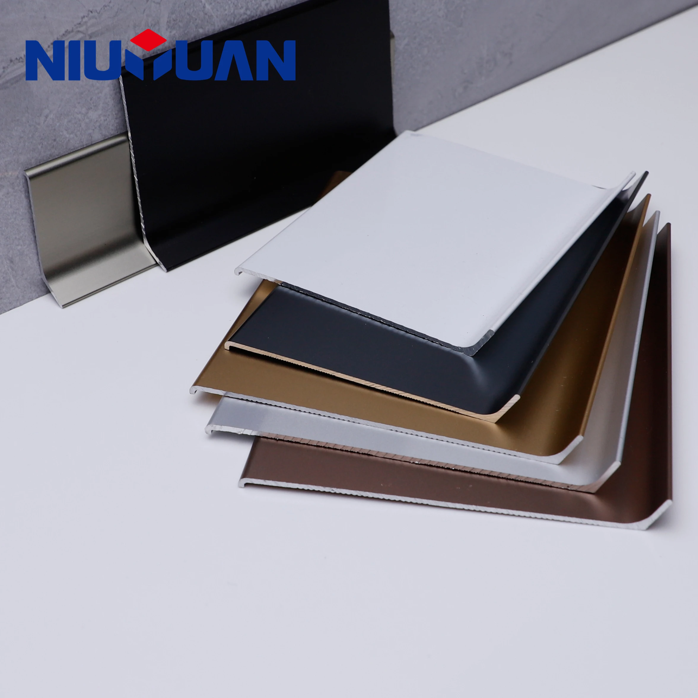 Free Sample OEM Logo Customized aluminium flooring accessories for skirting line