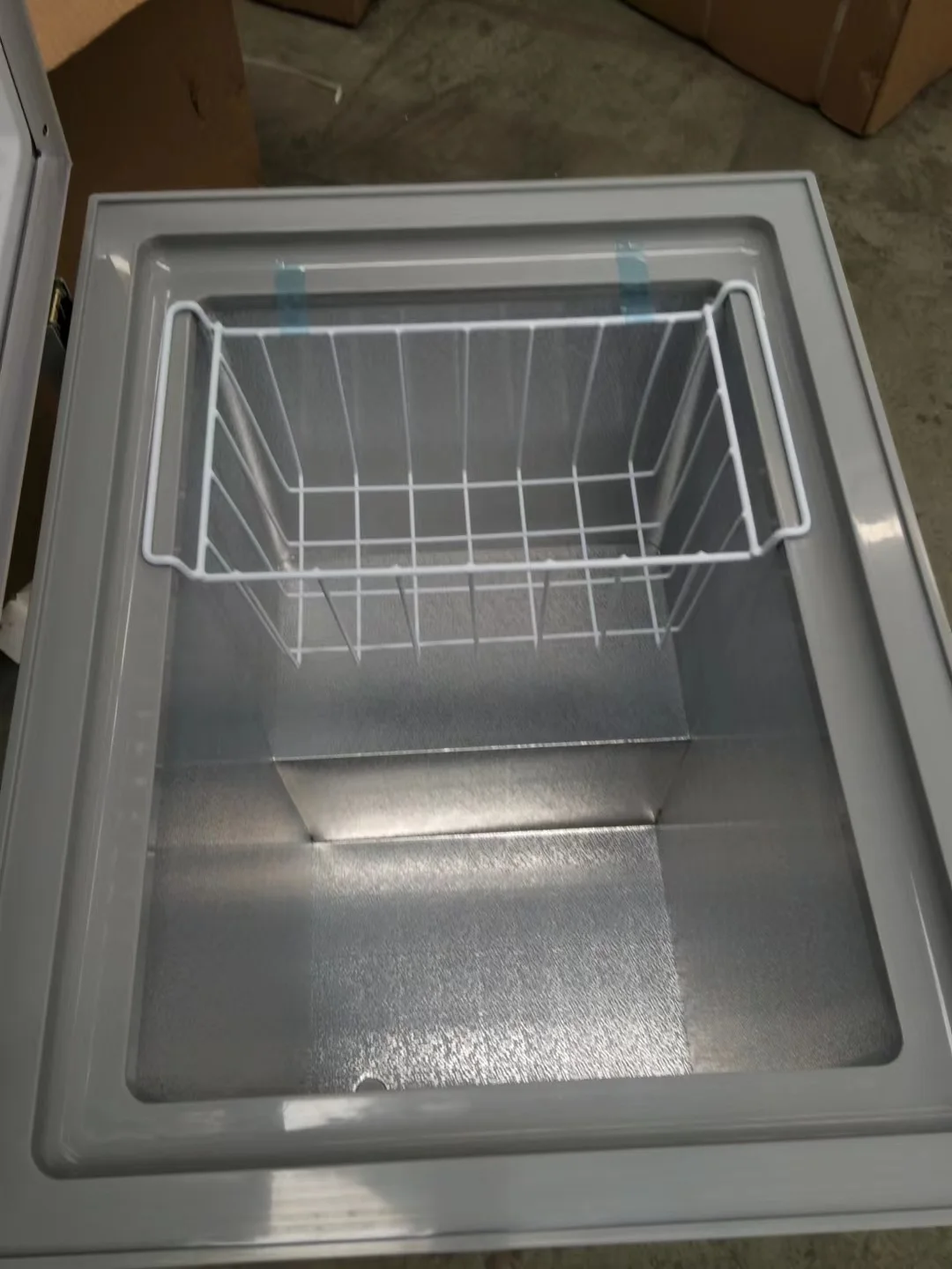 108L solar freezer tricycle for ice cream/cold drinks