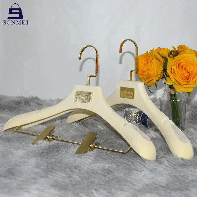 velvet hangers ..jpg