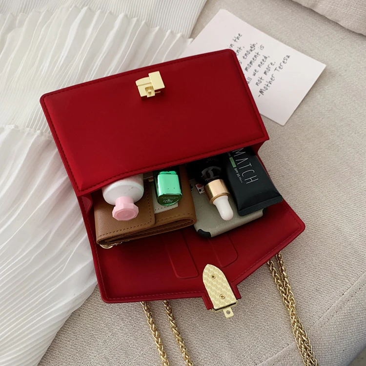 Purses Bags Chain Jelly Handbags Wholesale Matte Pvc purse shoulder bag for Women