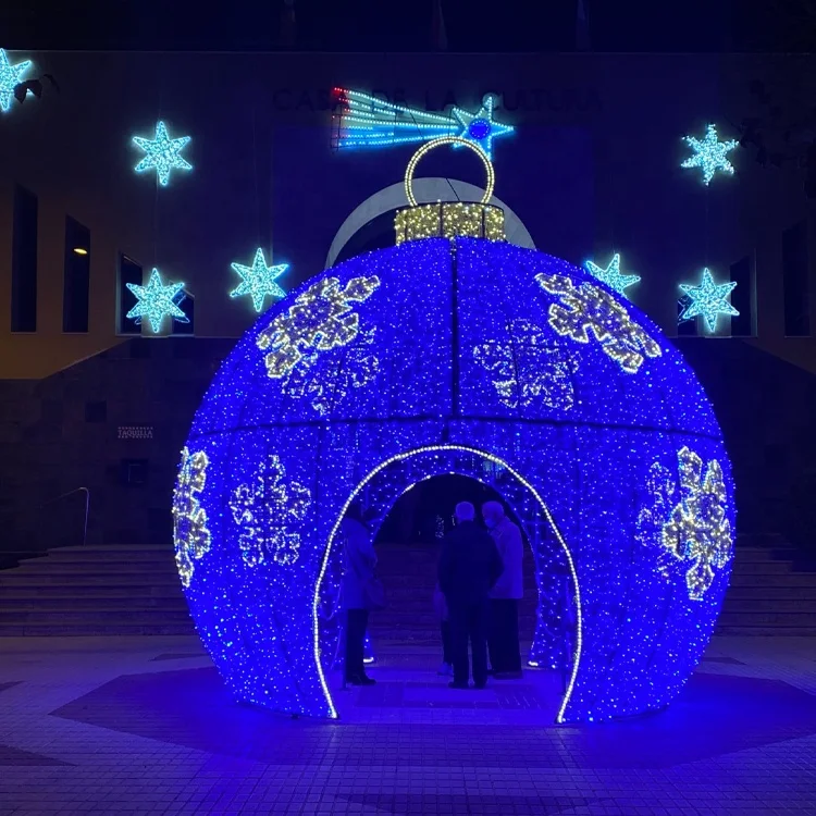 Height 13 feet 3D LED Walk Through Ornament Lights Motif Large Decorative Lighting Figure for Garden Park Zoo Mall Square Street