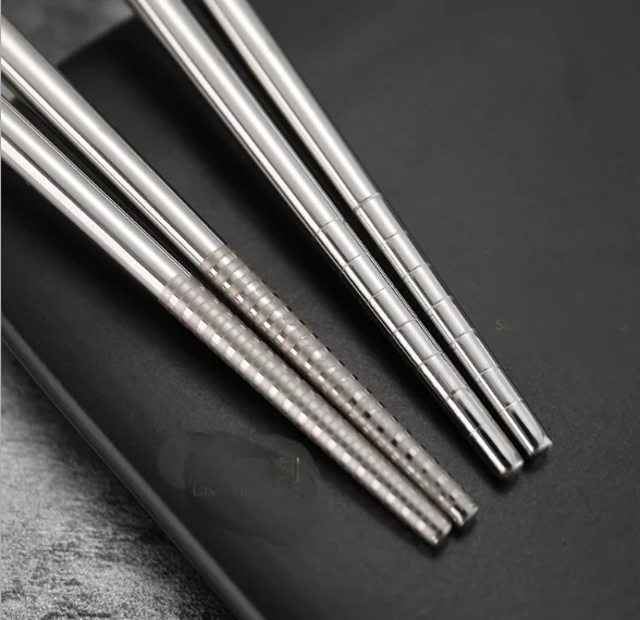 Wholesale Metal Chopsticks 18/10 Stainless Steel Reusable Chopsticks 5 Pairs With Gift Box Korean Japanese Chinese Chopsticks