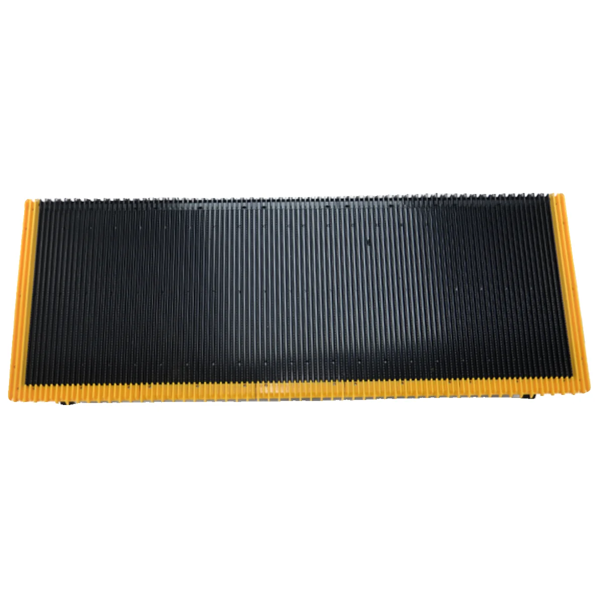 Escalator Stainless Steel Pallet DAA26140NNP15 Escalator Step 600/800/1000mm Spare Parts With Yellow Painted Price