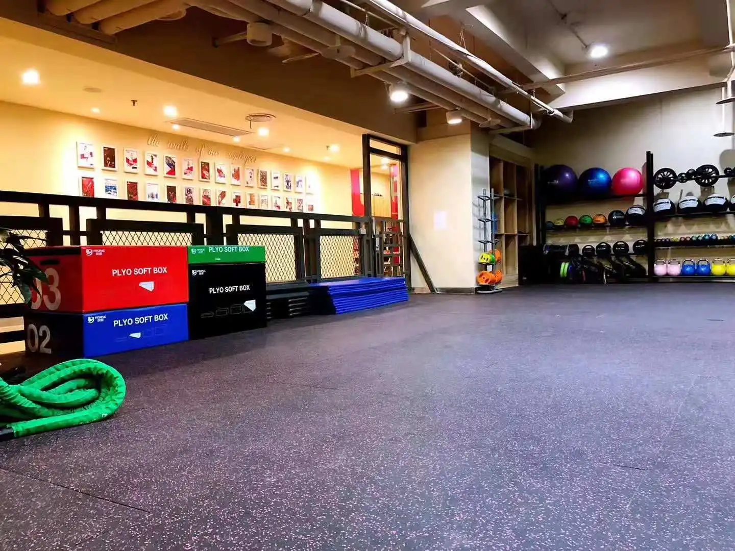 
Fitness wearable Rubber Flooring Rubber Gym Flooring 