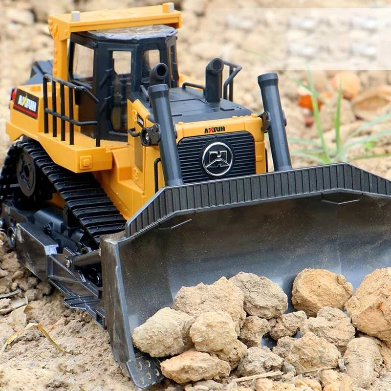 Huina 1569 1/16 8CH RC Alloy Heavy Bulldozer Remote Control Truck Hobby Engineering Vehicle RC Car Toys For Children Boys