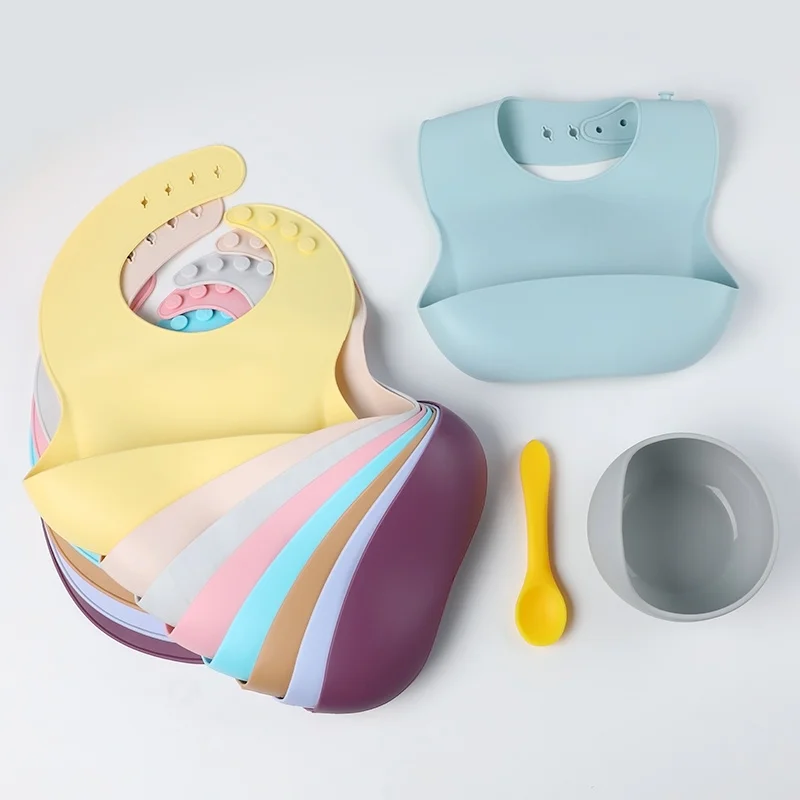 2021 New Food Grade Professional 3 pcs Kids Tableware Bibs Bowl Spoon Bpa Free Toddler Silicone Baby Feeding Set