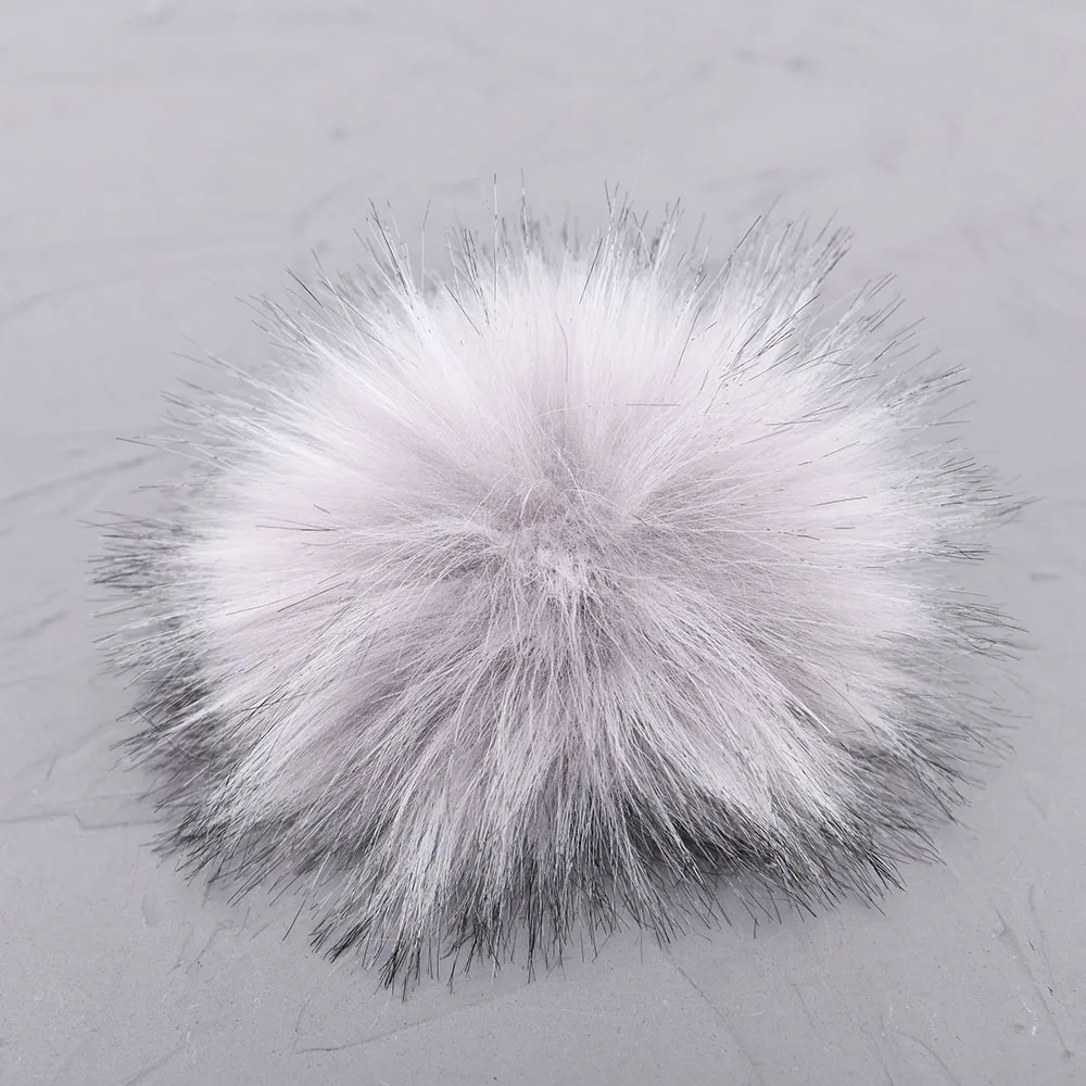 High Quality 13-18 cm Snap On Accessories Fake Raccoon Fur Ball Wholesale Faux Fur Pom Poms Balls