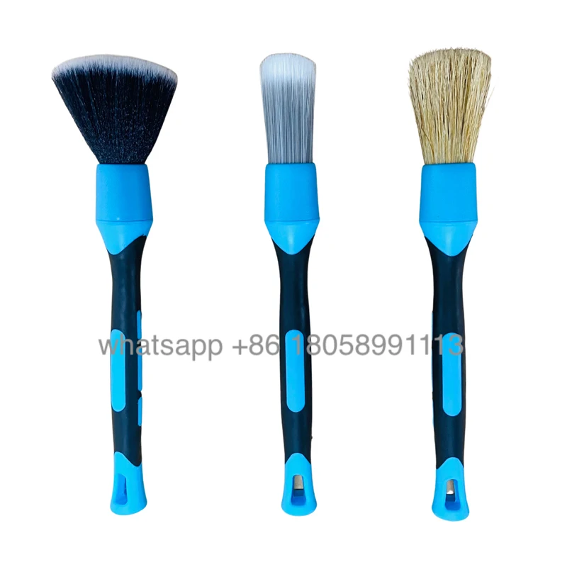 2022 New High Quality  Car Detailing Brush Set TPR Rubber Handle Replaceable Brush Head 3 Pack  With Box Package