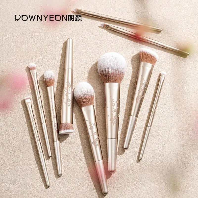 Private Label Professional 2023 Luxury Make Up Brush Tool Wholesale Price Quality Durable Handle 10Pcs Makeup Brush Set