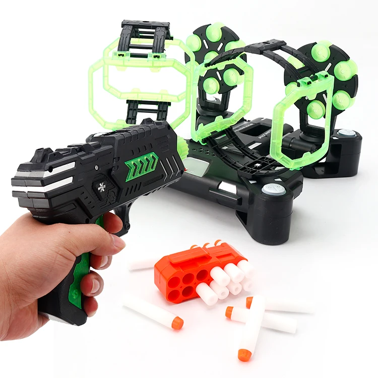 Оптовая продажа, Забавный светящийся вращающийся игрушечный пистолет для стрельбы, электрический пластиковый игрушечный пистолет для детей