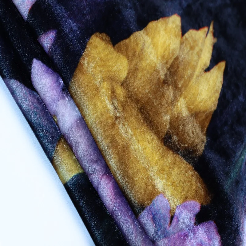 Digital Printed Floral 175gsm 18% Silk 82% Viscose Blend Velvet Fabric For Dress