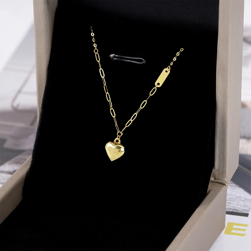 AU750 10k 14k 18k solid gold jewelry necklace chain OEM ODM custom love pendant Gift Party Wedding women heart 18k Gold necklace