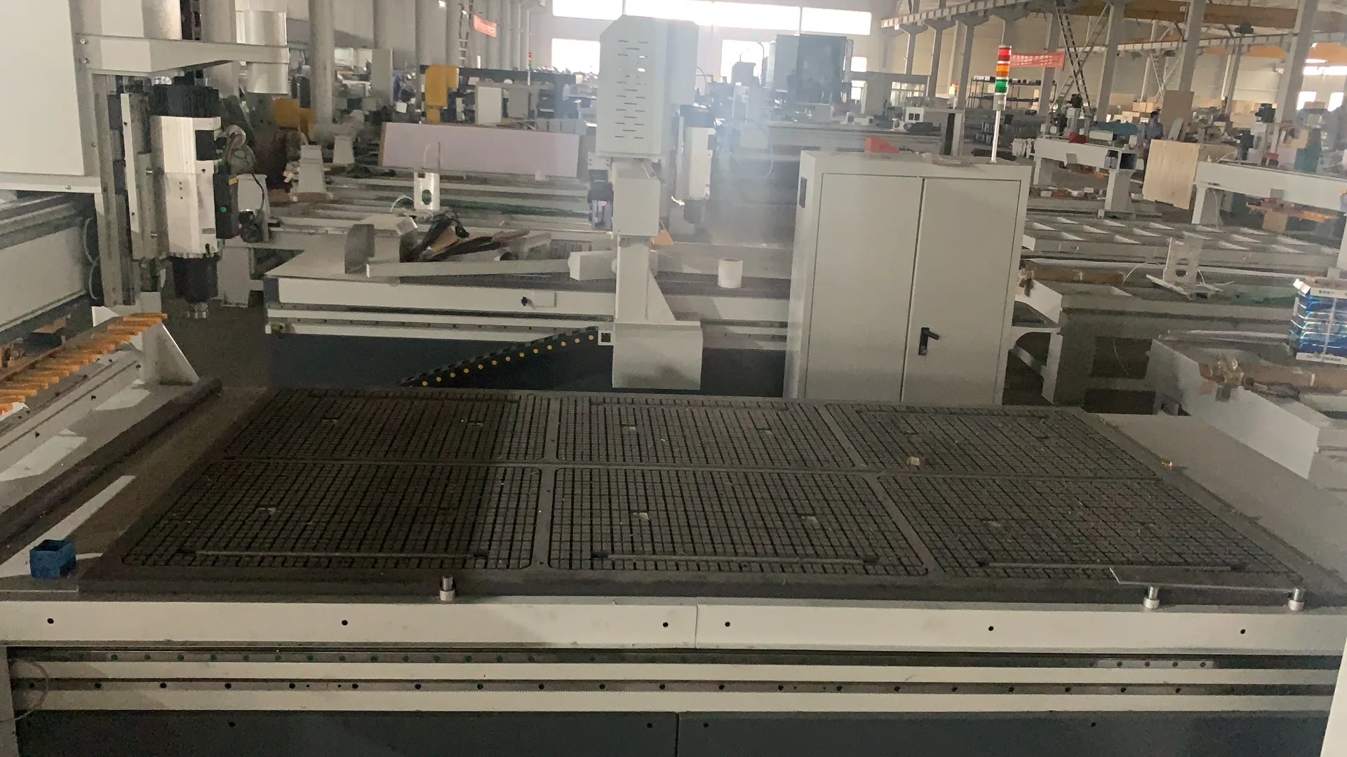 1325ZW Straight-line Tool Changer Automatic CNC Cutting Machine Woodworking Engraving Machine