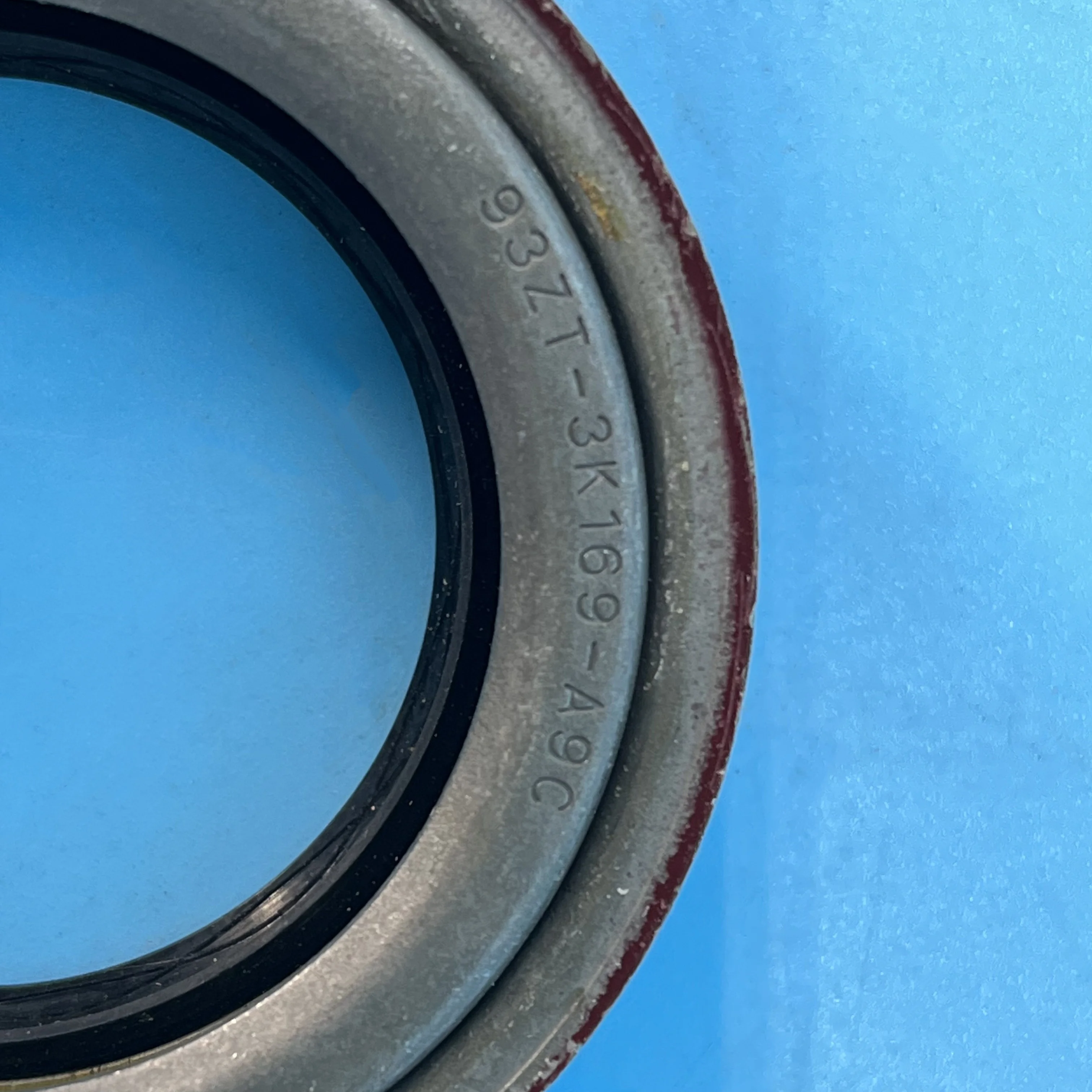 93ZT 3K169A9C good quality Differential Oil Seal with seat For JMC transit yusheng