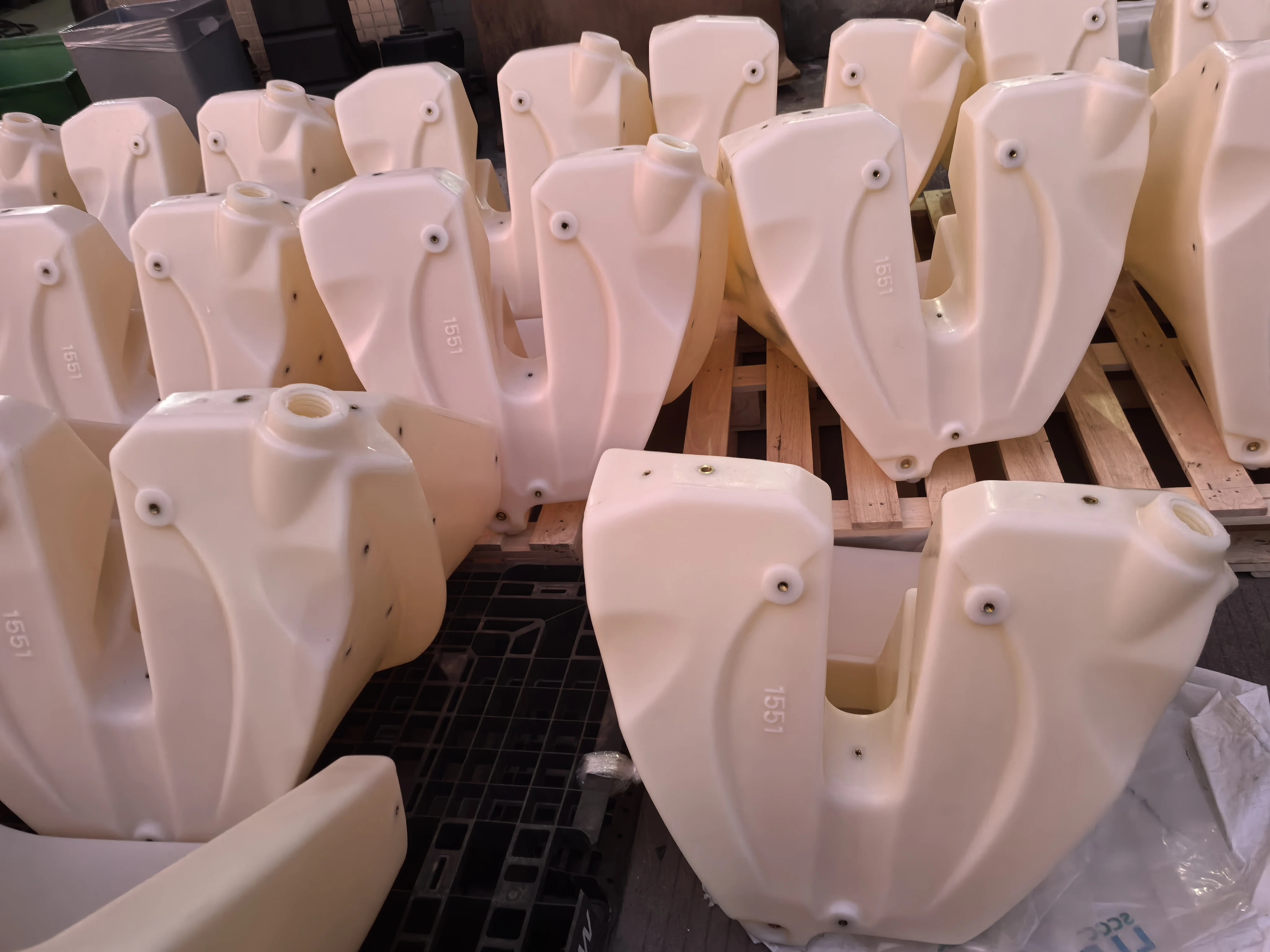 New Technology Rotational Molding Fuel Tanks Gas Tanks for Helicopter Sailplane Glider Soarer