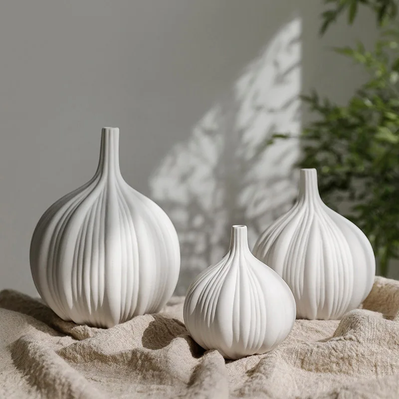New Modern Matte Matte Creative White Ceramic Porcelain Flower Vases Wholesale Ceramic Nordic Floor Vase For Home Decor
