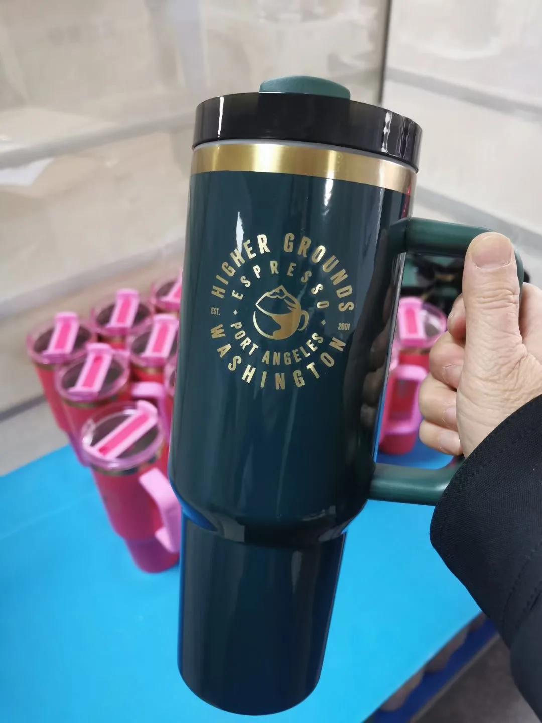 40 унций розовая позолоченная кружка для путешествий wermer40oz из нержавеющей стали медный стакан с ручкой и складной крышкой соломы