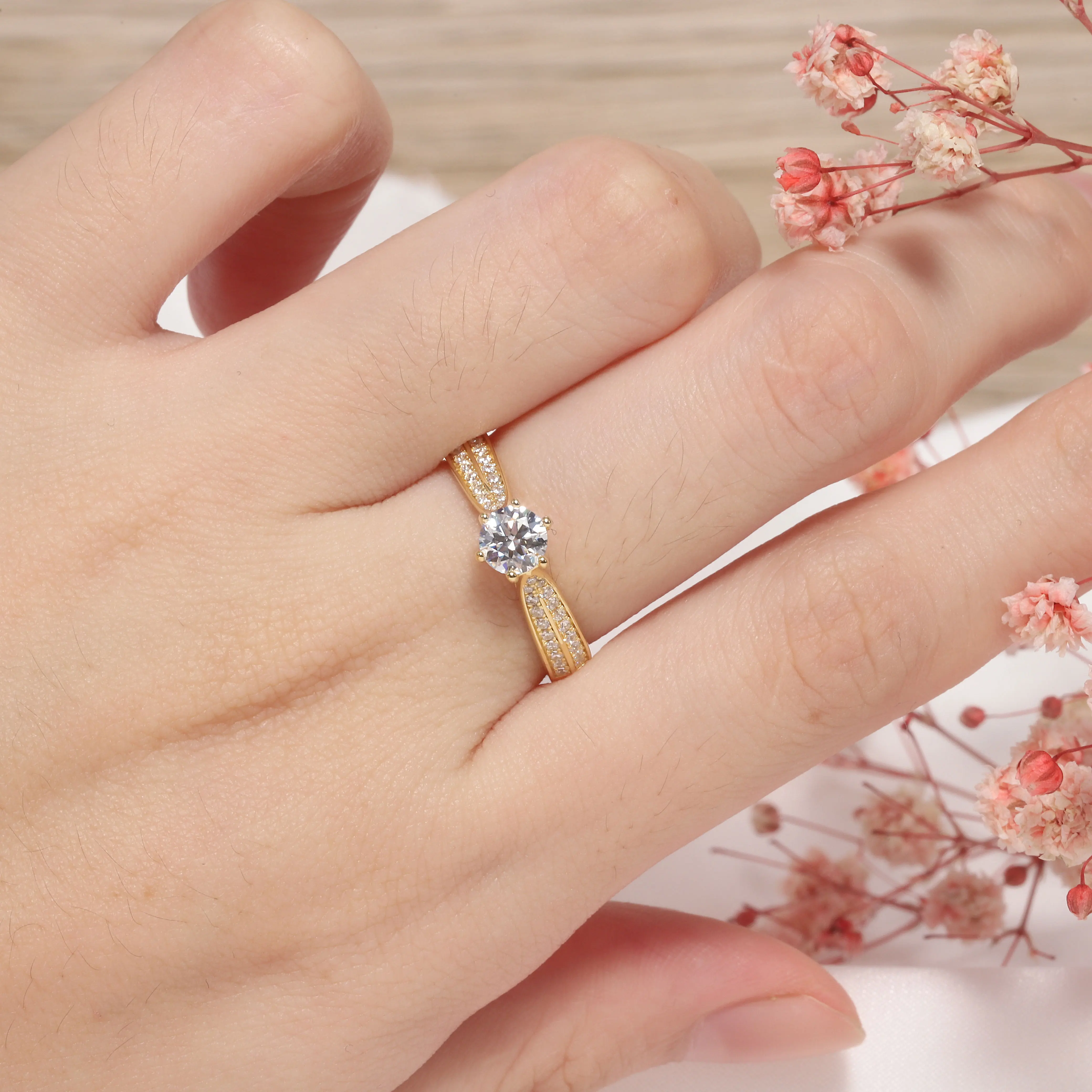 M06B Abiding Gra Certified 925 Silver Main Stone 0.5 CT Moissanite Diamond Ring Jewelry For Wedding