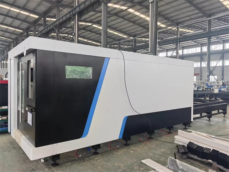 China Manufacture Direct Supply LASAR MAX 6025 Stainless Steel Bevel 12KW Fiber Laser Cutting Machine For Metal