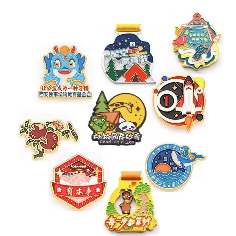 Pin Sneaker Lapel Pin Shoes Badge Hot Sale Souvenir Gift Veterinary Metal Zinc Alloy Metal Nickel Fashion Custom Black Gold Iron