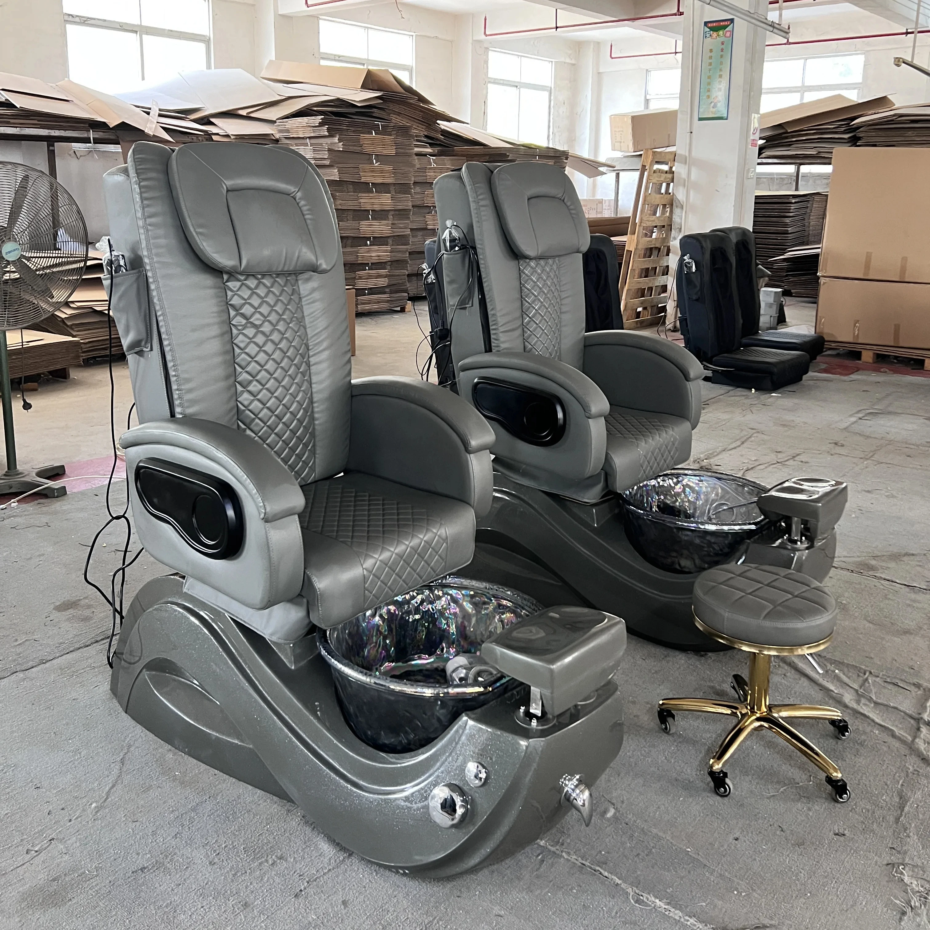 New Design Hot Sale Pipeless pink Color Luxury Pedicure Spa Chair with Back Massage for Nail Salon 2024