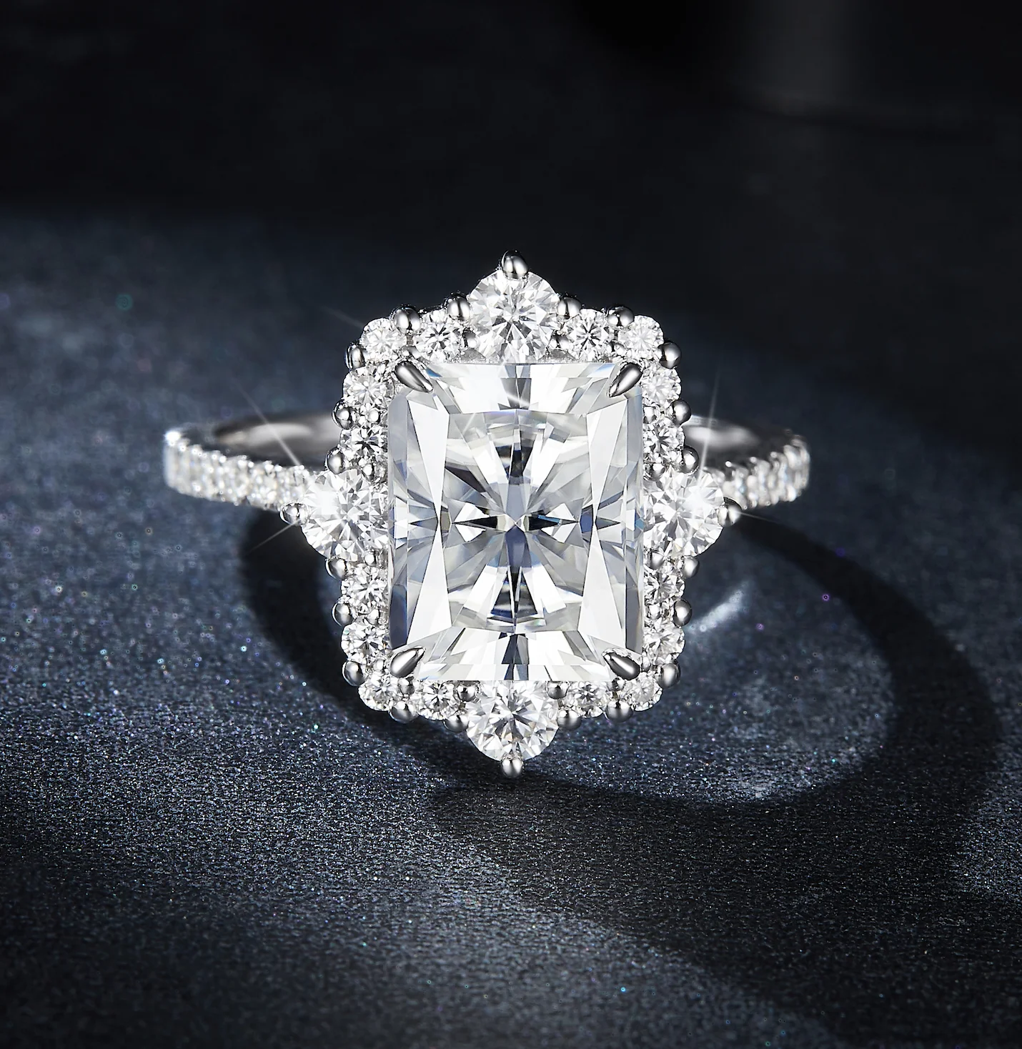 Wholesale Fine Moissanite Rings Halo Radiant Cut 925 silver Moissanite Engagement Rings for Women