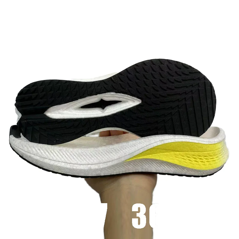 Diamond Sport designer carbon fiber shoe sole double color ETPU soles with wear resistant rubber outsole