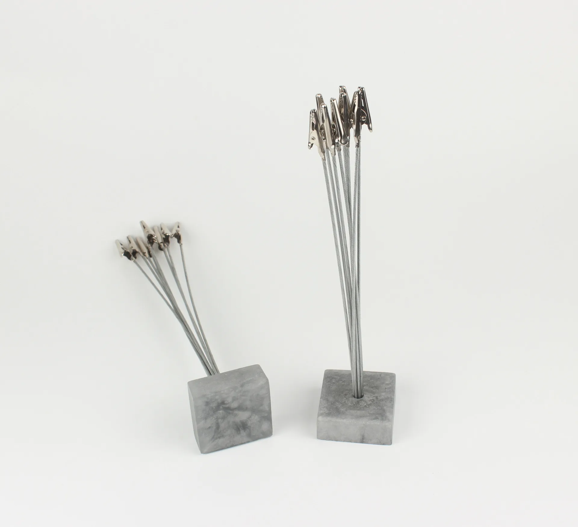 metal photo clip holder