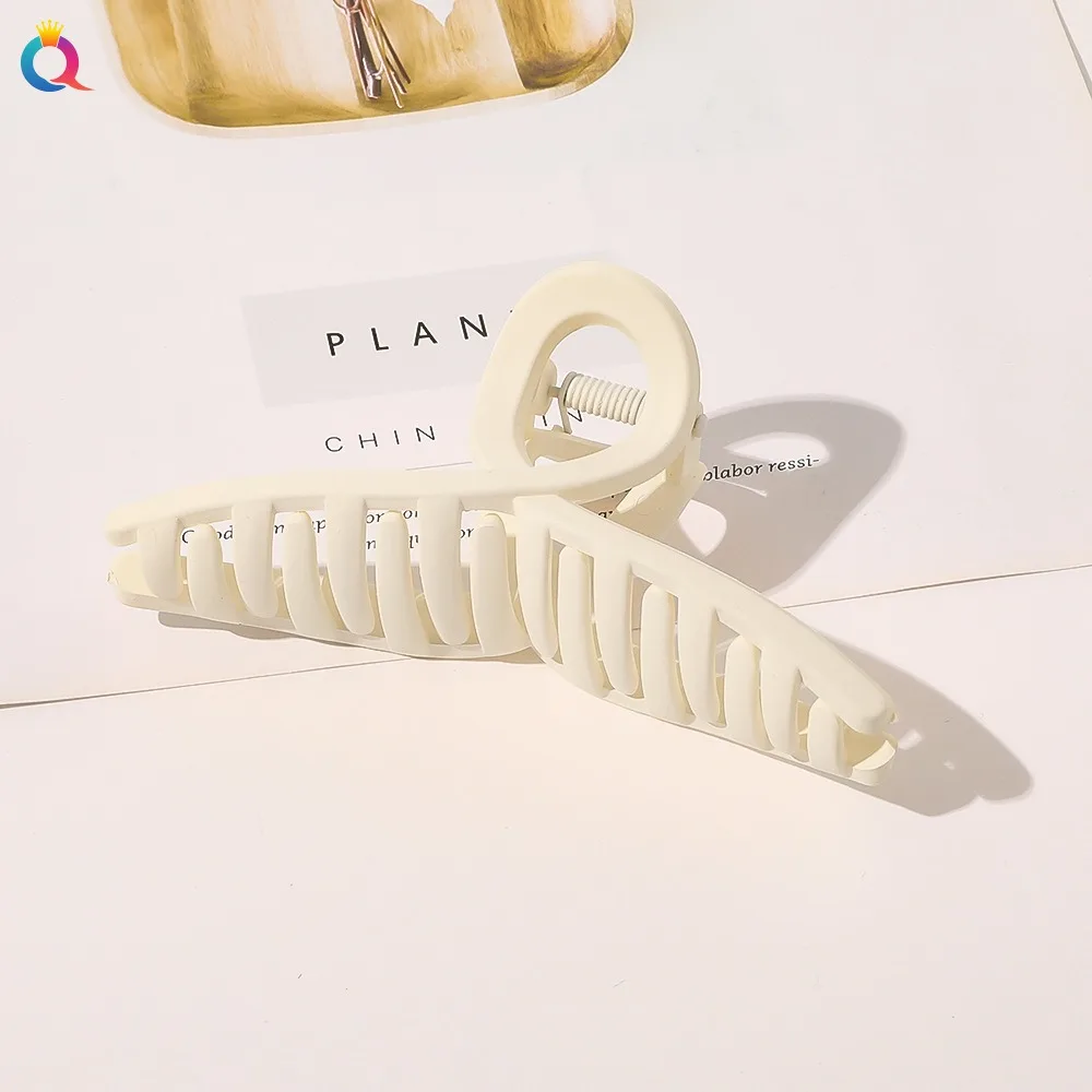 QIYUE Simple Fashion Big Hair Claw  High Quality Frosted Hair Claw clips Durable Colorful Hair Claw Wholesale